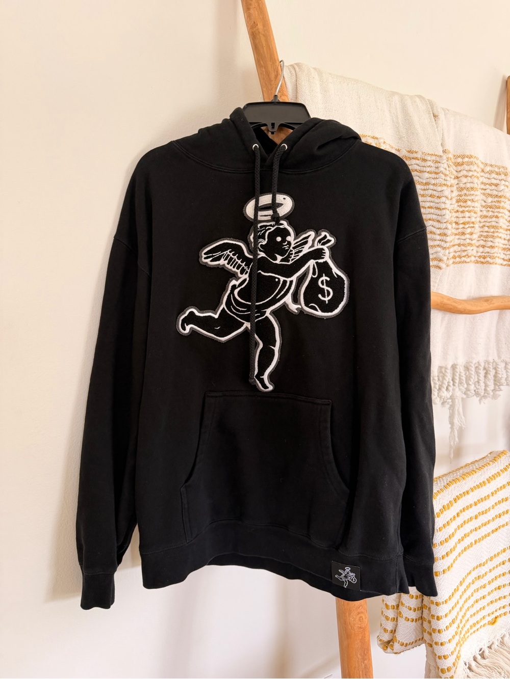 HASTAMUERTE HALO ANGEL CHENILLE HOODIE
